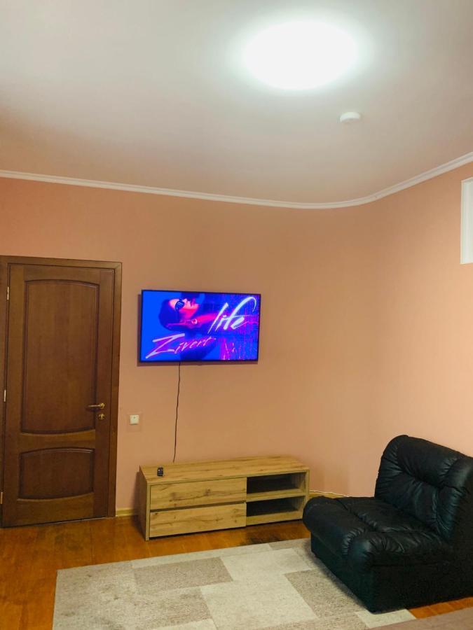 Хостел Friends House 敖德萨 外观 照片